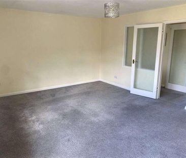 Caroline Court, Bath Road, Reading, Berkshire, RG1 - Photo 1