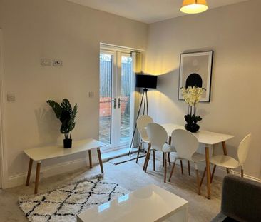 2 Bedroom Apartment To Let - Photo 1