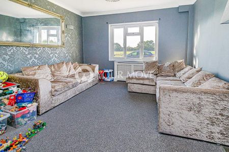 3 bedroom terraced house to rent - Photo 5