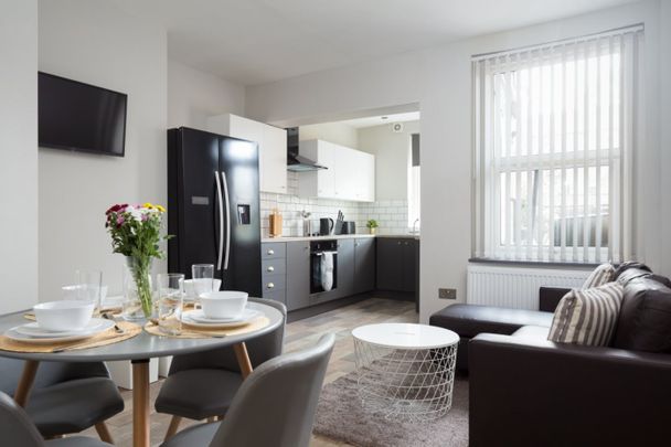 1 bed House Share - To Let - Photo 1