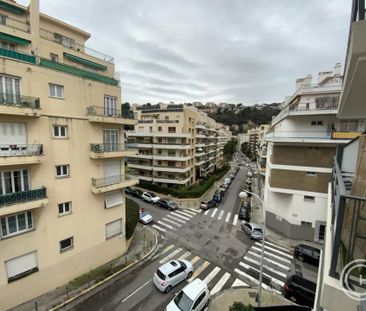 Location Appartement 1 pièce 21m² NICE 06100 - Photo 4