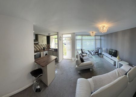 2 Bed Flat, Gorse Hey Court, L13 - Photo 4