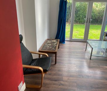 5 bedroom semi-detached house on Marlborough Road, CV2 4ES. - Photo 1