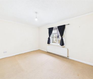 2 bedroom maisonette to rent - Photo 4