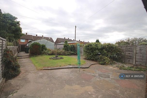 2 bedroom bungalow to rent - Photo 1