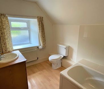 Lowton, Taunton, Somerset - Photo 5