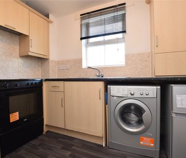 32, Meadow Side Road, East Ardsley, Wakefield, West Yorkshire, WF3 2LZ - Photo 5