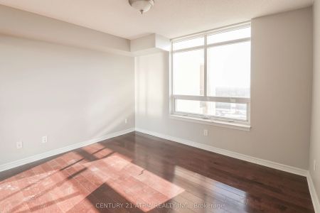 18 Kenaston Gardens #1309 - Photo 4