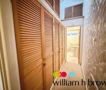 Bishopsfield, Harlow - Photo 2