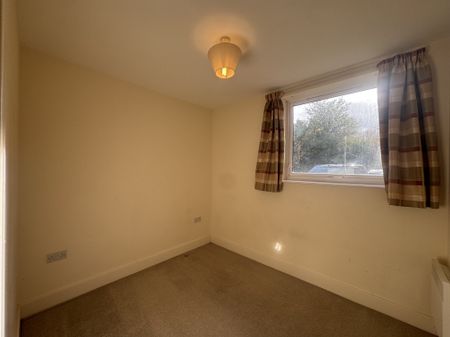 Coxhill Way, Aylesbury - Photo 4