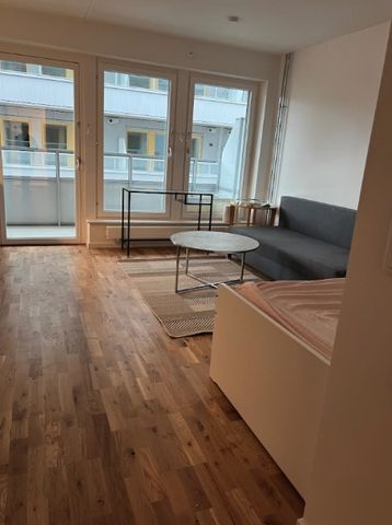 Farsta - 1rok - tillsv - 9.775kr/mån - Photo 3