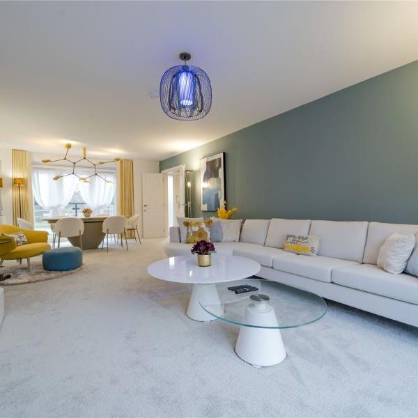 Lakeview Lane, Camberley, Surrey, GU16 - Photo 1