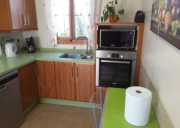 Villa for rent in Nerja, 2.000 €/month
