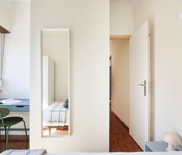 Rua Coronel Marques Leitão, Lisbon, Lisbon 1700-123 - Photo 1