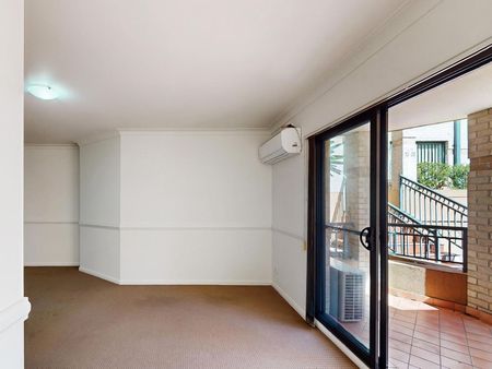 10/2-8 Hill Street, 2153, Baulkham Hills Nsw - Photo 3