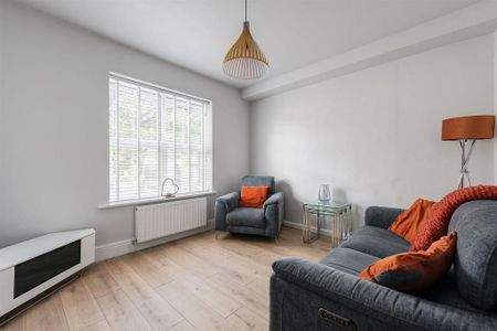 3 bedroom terraced house to rent - Photo 2