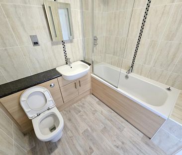 2 bedroom apartment to rent - Photo 6