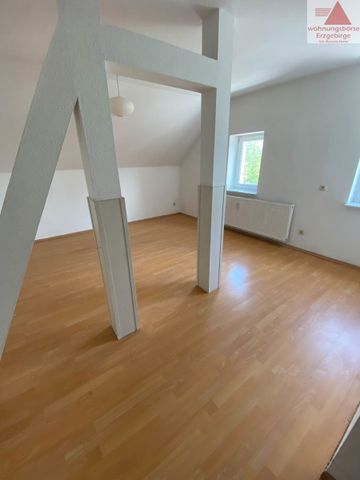 2-Raum-Dachgeschoss-Wohnung mit Stellplatz! - Photo 5