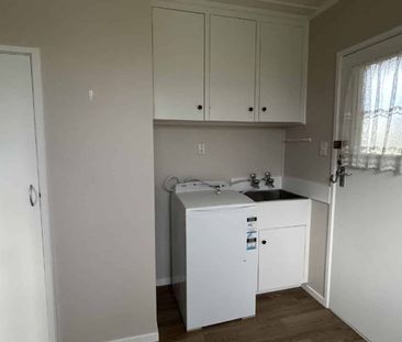 Two bedroom unit - Photo 4