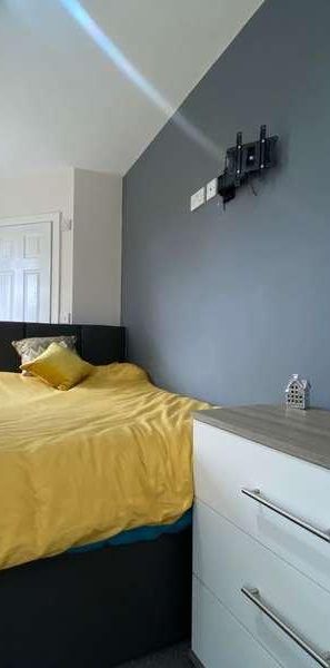 Chelmsford Drive, DN2 - Photo 1