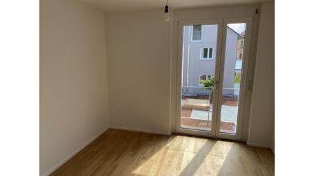 Neuwertige 5-Zimmer-Doppelhaushälfte im Zentrum Rottenburgs - Foto 4