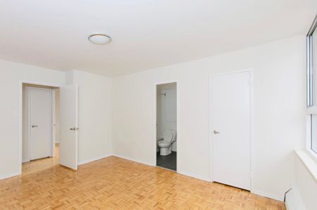 For Lease - 6200 Bathurst Street Unit# 1007, Toronto, Ontario - Photo 4