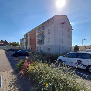 Location Appartement 3 pièces 67m² LE PETIT QUEVILLY 76140 - Photo 2