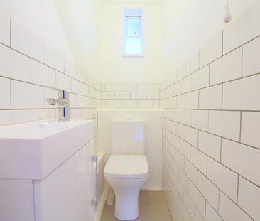 3 bedroom flat to rent - Photo 1