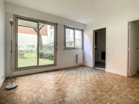 Appartement T2 Paris 15 à louer - Photo 3