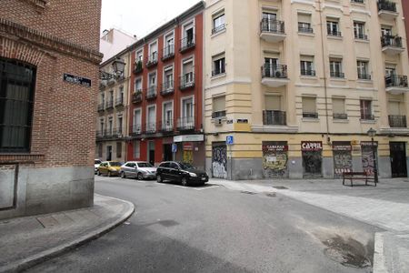 Calle de Garcilaso, Madrid, Community of Madrid 28010 - Photo 3