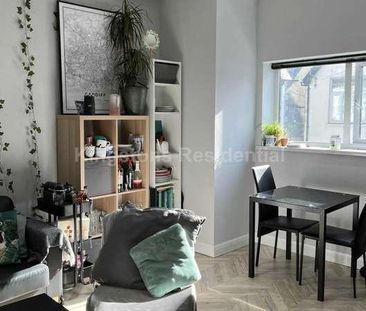 City Road, Cardiff, CF24 - Photo 1