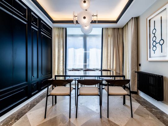 Excellent 1 Bedroom apartment for rent in Ríos Rosas, Madrid - Photo 1
