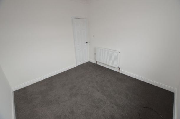 2 Bedroom Terraced House - Photo 1