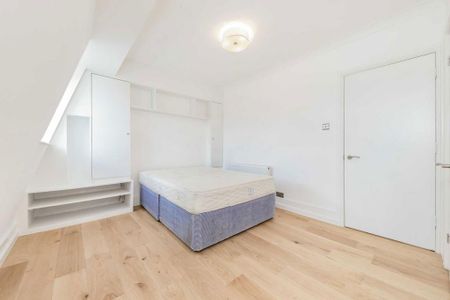 4 bedroom flat to rent - Photo 4