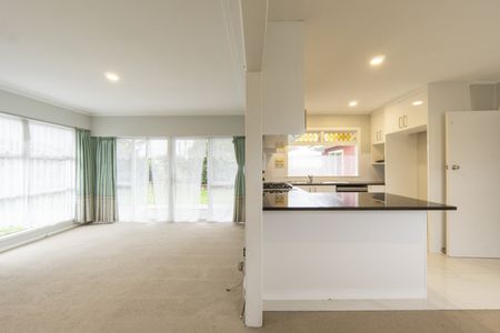 Fully Fenced Family Home with Bonus Office & Rumpus Room - Photo 4