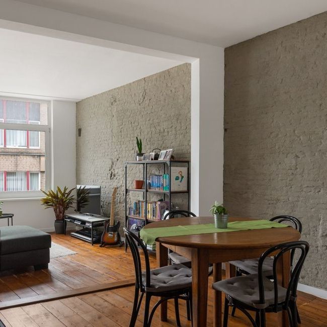 Appartement te huur in Borgerhout voor € 945 met 2 slaapkamers - Photo 1