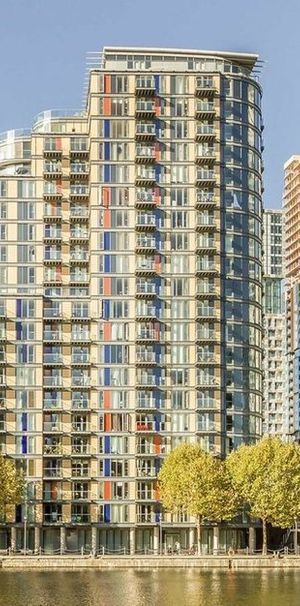 Millharbour - Photo 2