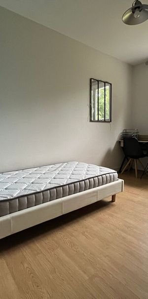 Location Maison 1 pièce 56m² RENNES 35200 - Photo 1