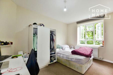 3 bedroom flat to rent - Photo 2