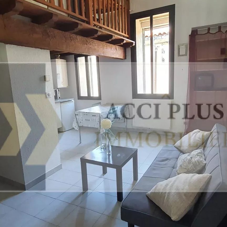 Location Appartement 35m² NIMES 30000 - Photo 1