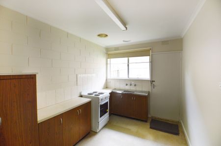 Convenient Living in the Heart of Dandenong - Photo 2