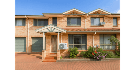 Splendid 2 Bedroom Townhouse Available Now! - Photo 4