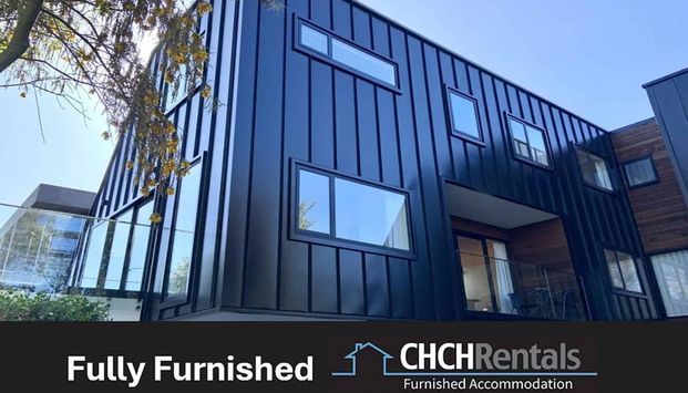 Stunning very spacious fully furnished city apartment with gorgeous river views! - Photo 1