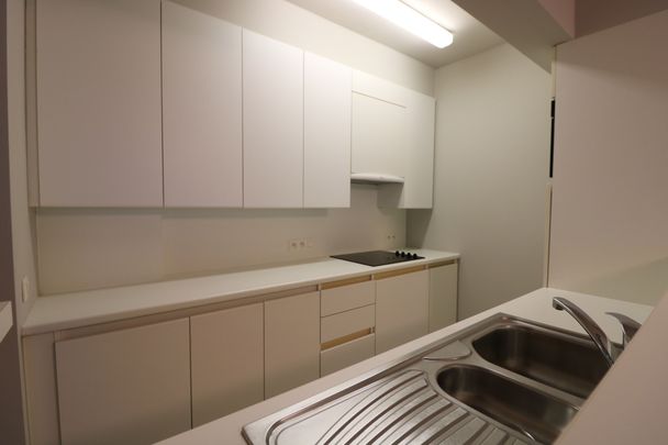 Bijzonder ruim appartement op de 2e verdieping van de recente residentie Silver Sand. - Foto 1