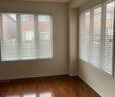 For Lease - 46 Laramie Crescent, Vaughan, Ontario - Photo 6