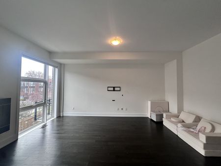 For Lease - 14 Allerton Road, Vaughan, Ontario - Photo 2