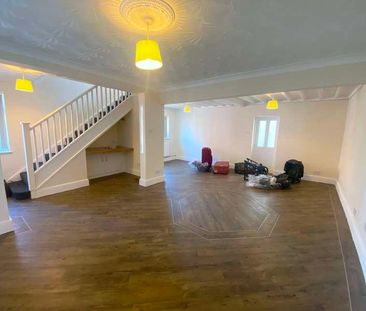 Parkdale Road, Thurmaston, LE4 - Photo 1