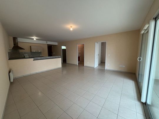 Location Appartement 3 pièces 72m² - Photo 1