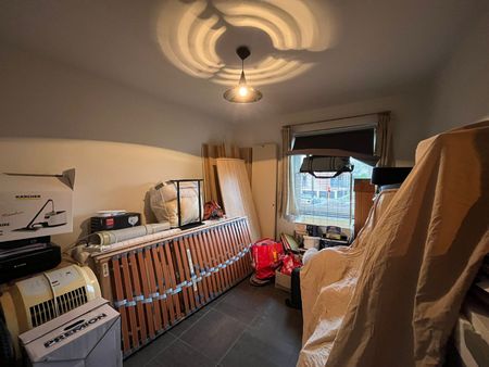 Lichtrijk appartement met 2 slaapkamers en terras – 1ste verdieping | EPC A - Foto 2