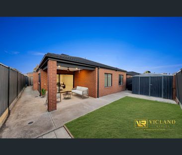 25 Cromarty Crescent, Kalkallo, Vic 3064 - Photo 2